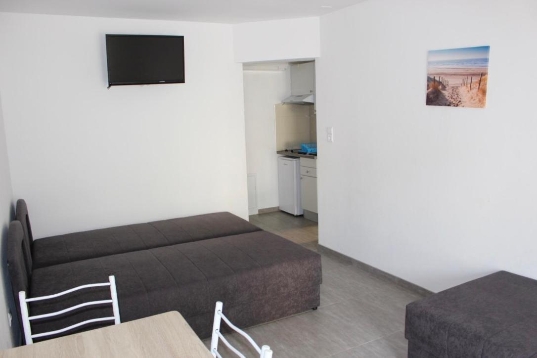 מדולין Filipovic Apartmani מראה חיצוני תמונה