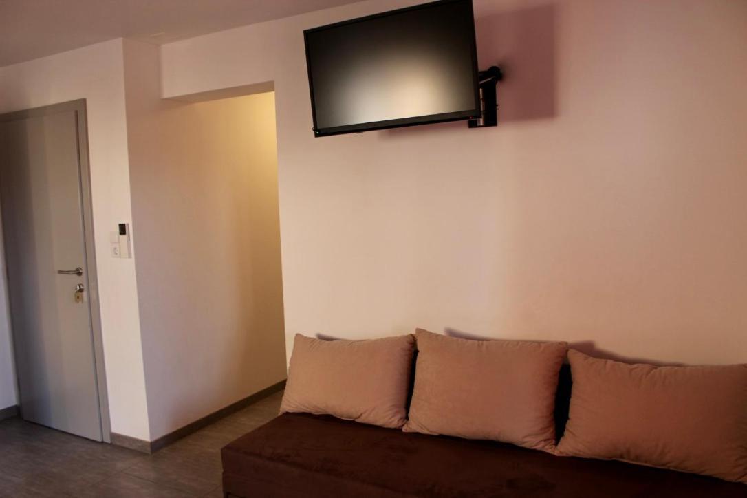 מדולין Filipovic Apartmani מראה חיצוני תמונה
