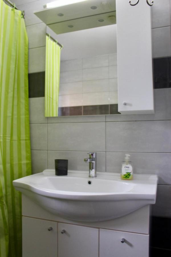 מדולין Filipovic Apartmani מראה חיצוני תמונה